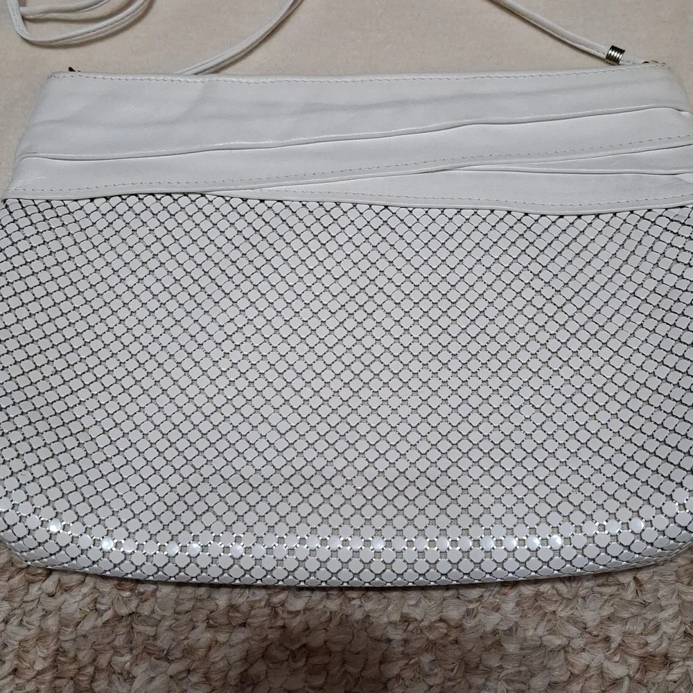 Whiting & Davis White Clutch Bag - Picture 2 of 4